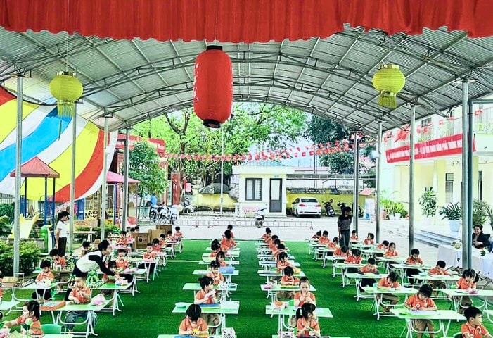 Sôi nổi hội thi “Bé khéo tay” tại Trường Mầm non Văn Mỹ