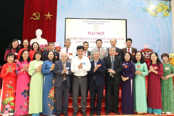 Cựu giáo chức xã Hồng Vân đóng góp tích cực vào sự nghiệp giáo dục