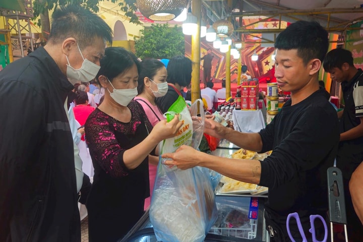 Hơn 50 hợp tác xã tham gia "Phiên chợ xanh - kết nối tiêu dùng cùng hợp tác xã” năm 2026