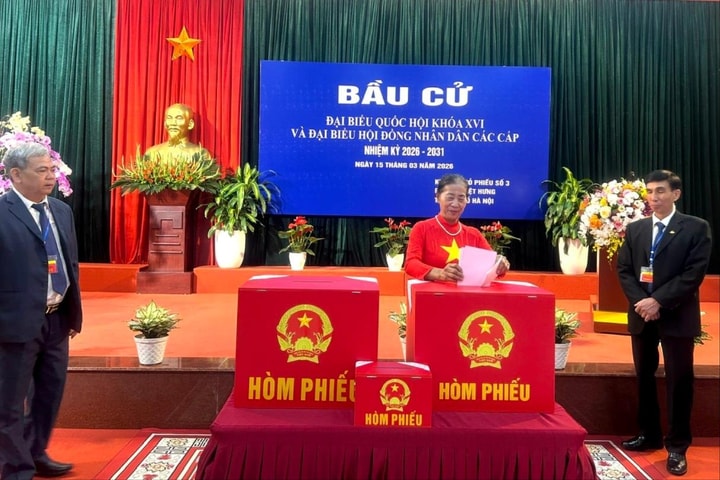 Phường Việt Hưng công bố danh sách 26 đại biểu HĐND phường khóa II