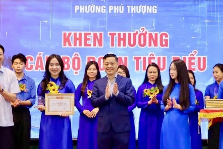 Tuổi trẻ Phú Thượng phát huy vai trò xung kích, sáng tạo
