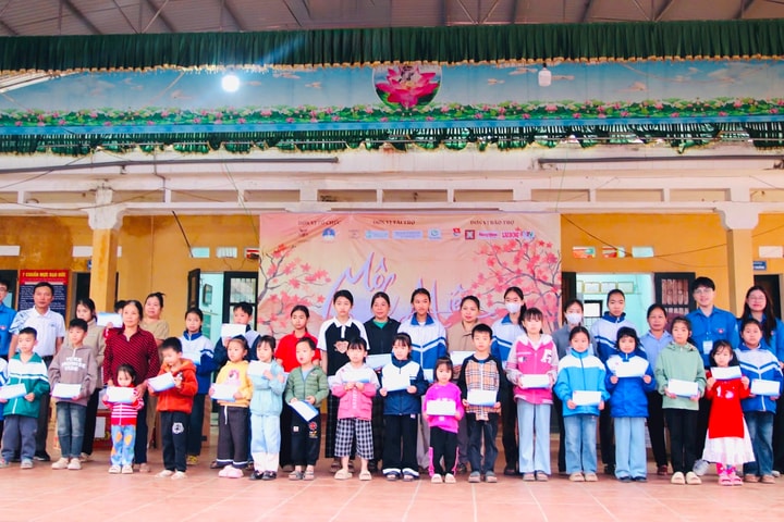 Tuổi trẻ phường Kim Liên lan tỏa yêu thương, chăm lo thiếu nhi khó khăn