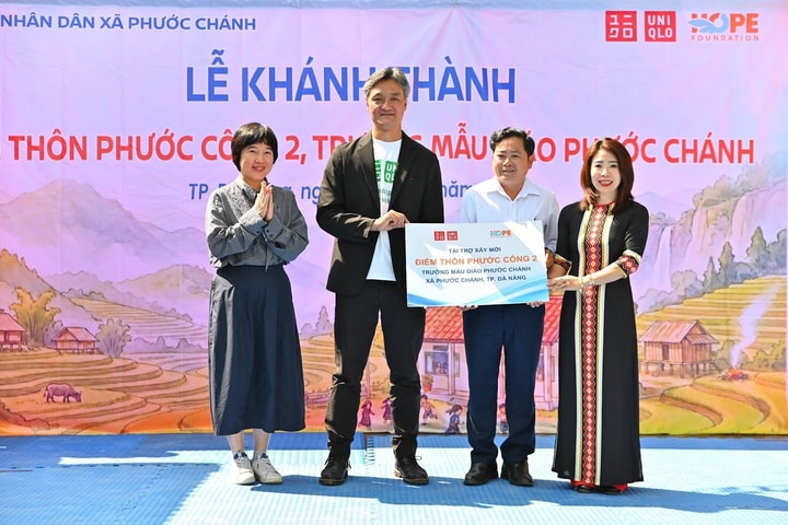 UNIQLO Việt Nam tiếp tục đồng hành cùng giáo dục tại miền Trung