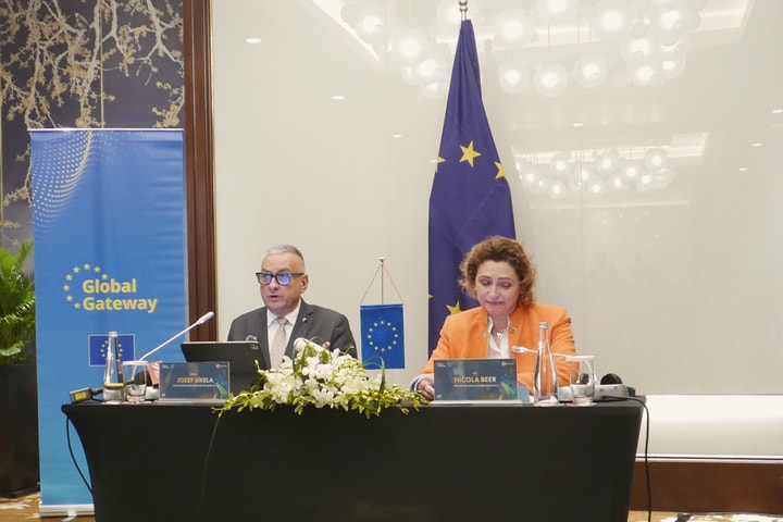 Cao ủy Jozef Síkela: EU sẵn sàng hỗ trợ Việt Nam tăng trưởng ấn tượng và bền vững