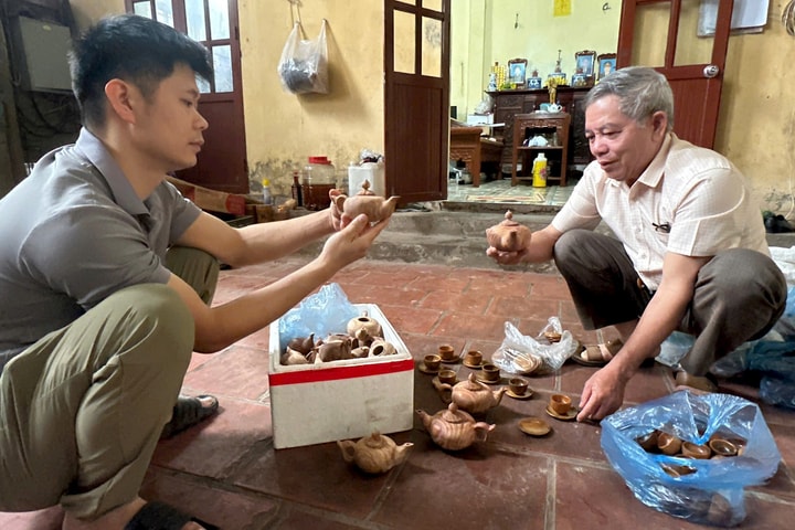 Làng nghề tiện gỗ Nhị Khê hối hả những ngày đầu năm