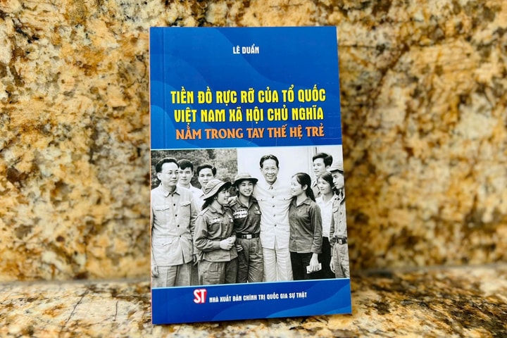Tiền đồ rực rỡ của Tổ quốc Việt Nam xã hội chủ nghĩa nằm trong tay thế hệ trẻ