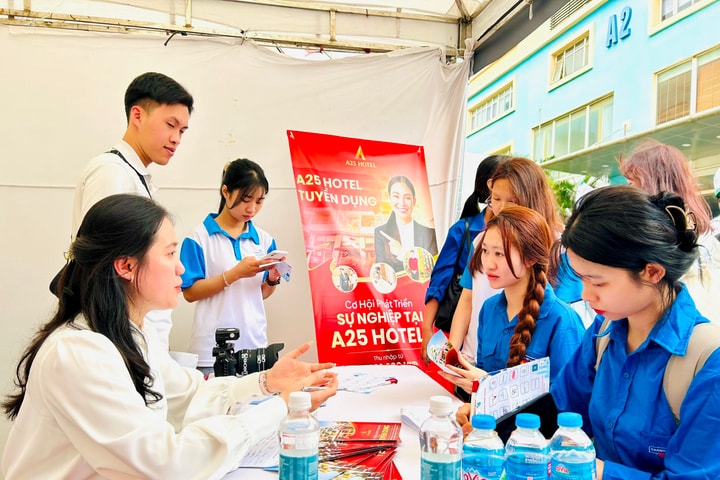 Nhiều vị trí tuyển dụng hấp dẫn tại Ngày hội việc làm Tháng Thanh niên