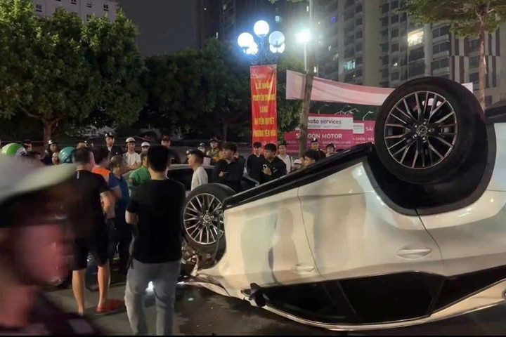Tạm giữ tài xế Lexus gây tai nạn liên hoàn trên phố Trung Kính