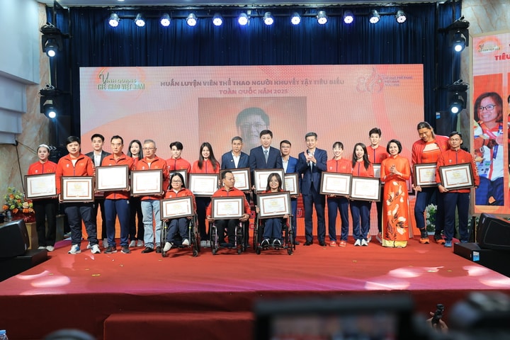 Đình Bắc, Thu Vinh được vinh danh tại Chương trình Vinh quang Thể thao Việt Nam