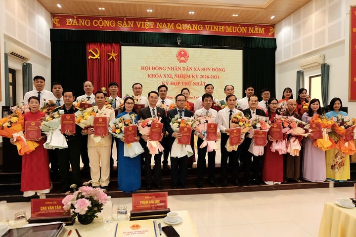 HĐND xã Sơn Đồng tổ chức kỳ họp thứ nhất nhiệm kỳ 2026-2031