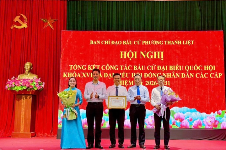 Phường Thanh Liệt tổng kết công tác bầu cử, khen thưởng nhiều tổ chức, cá nhân