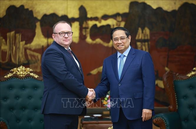 Thủ tướng Phạm Minh Chính tiếp Chủ tịch Ủy ban Giám định tư pháp Belarus