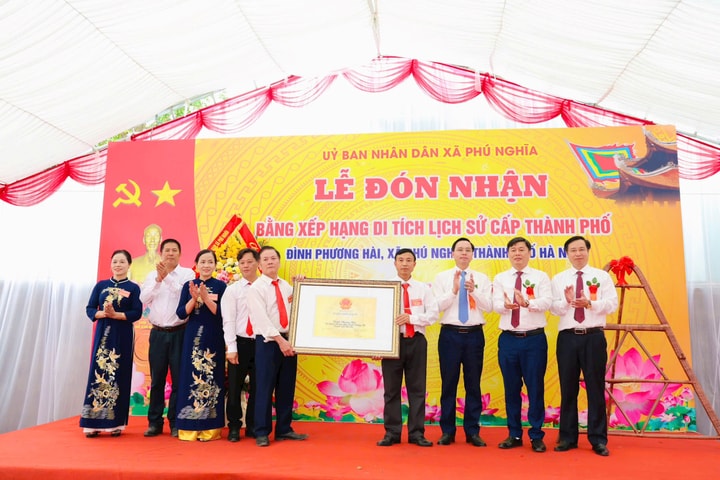 Đình Phương Hài đón nhận Bằng xếp hạng di tích lịch sử cấp thành phố