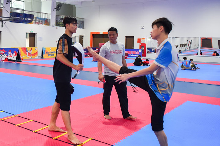 Chế độ, chính sách mới đối với thành viên đội thể thao Hà Nội