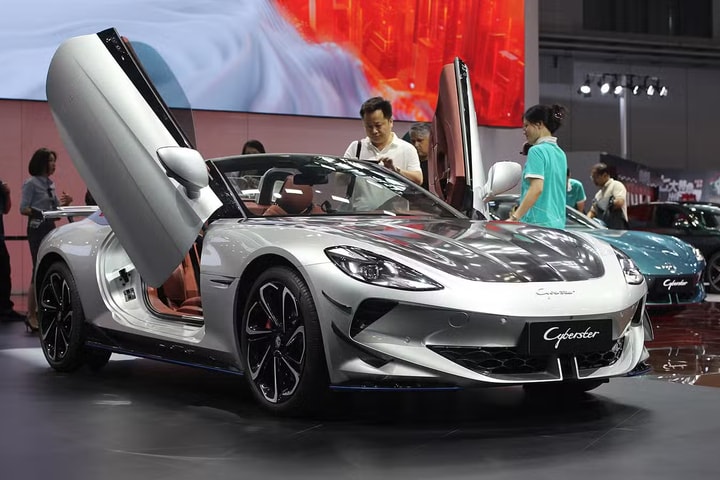 Nhiều diễn biến mới trên thị trường ô tô điện toàn cầu