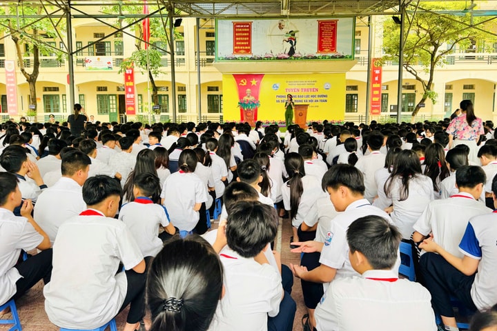 Xã Hoài Đức: Tuyên truyền phòng chống bạo lực học đường và sử dụng mạng xã hội an toàn