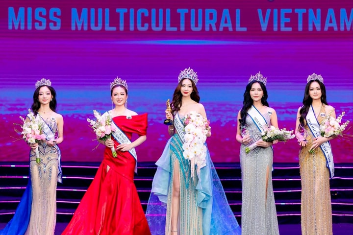 Người đẹp Nguyễn Trần Hà Linh đăng quang Hoa hậu Văn hóa Việt Nam 2026