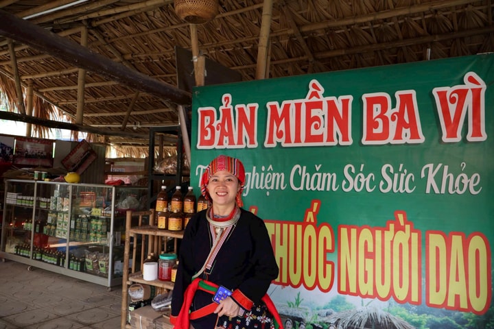 Khát vọng vươn lên làm giàu của người dân Ba Vì dưới chân núi Tản