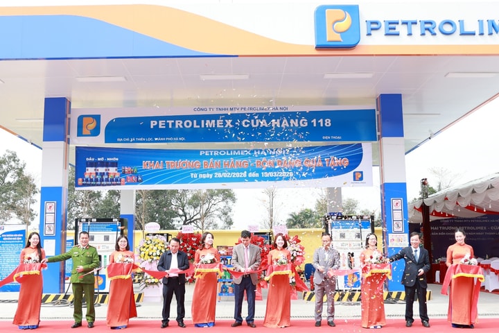 Dòng chảy năng lượng giữa lòng Thủ đô - hành trình 70 năm của Petrolimex Hà Nội