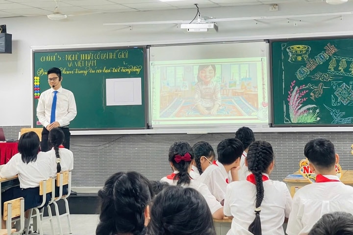 Tiếp tục siết chặt kỷ cương, ngăn chặn dạy thêm trái phép