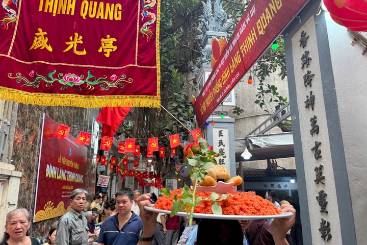Dấu ấn lễ hội giữa lòng phố thị