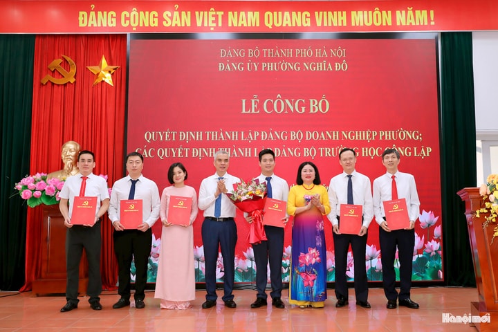Phường Nghĩa Đô thành lập Đảng bộ Doanh nghiệp và các đảng bộ trường học