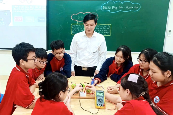 Người thầy thắp lửa tri thức