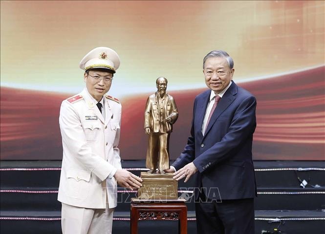 Tổng Bí thư, Chủ tịch nước Tô Lâm: Xây dựng lực lượng Tham mưu Công an nhân dân cách mạng, chính quy, tinh nhuệ, hiện đại