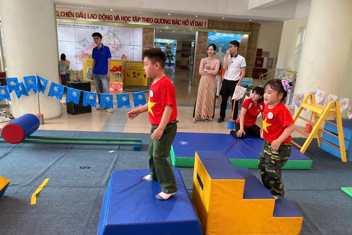 Học sinh mầm non phường Thanh Xuân tranh tài tại Liên hoan “Tài năng Bé thơ”