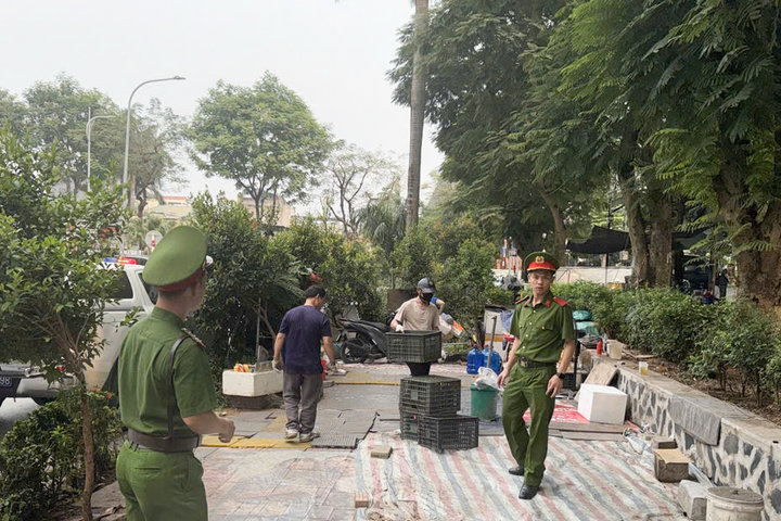 Phường Tây Hồ siết chặt kỷ cương trật tự đô thị
