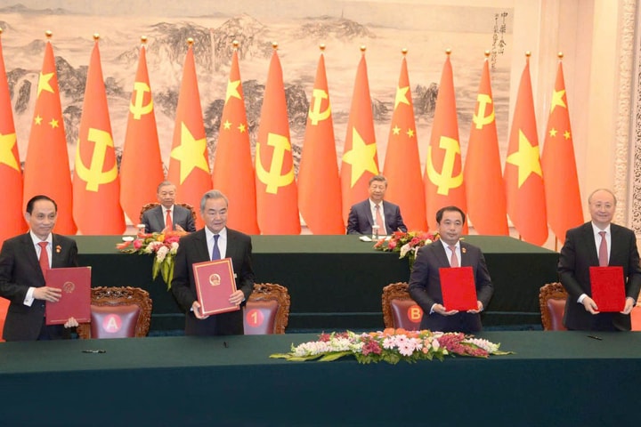 Thành phố Hà Nội và Thành phố Bắc Kinh (Trung Quốc) thông qua biên bản ghi nhớ hợp tác giai đoạn 2026-2030