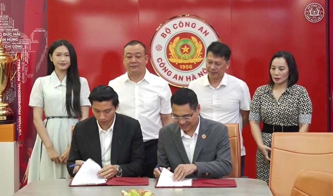 V.League 2025-2026: Câu lạc bộ Công an Hà Nội gia hạn hợp đồng với loạt trụ cột trước vòng 19