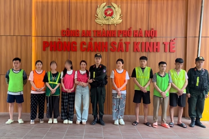 Khởi tố 9 đối tượng mở tài khoản ngân hàng bằng thông tin cá nhân thu thập trái phép