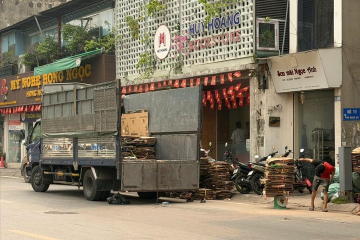“Ma trận” phế liệu giữa lòng phố: Từ hiểm họa cháy nổ đến bài toán kinh tế xanh Bài 2: “Mắt xích” lỗi nhịp trên hành trình biến rác thành tài nguyên