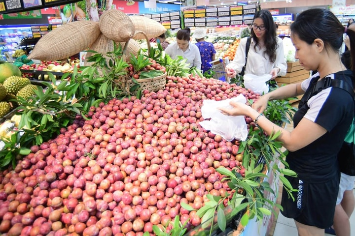 Nông sản Việt giá cao vẫn đắt khách