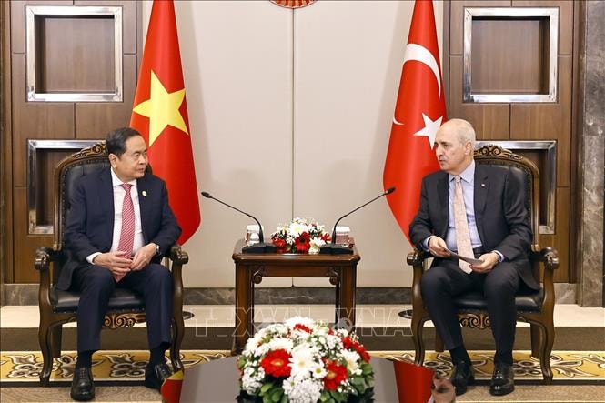 Chủ tịch Quốc hội Trần Thanh Mẫn hội kiến Chủ tịch Quốc hội Thổ Nhĩ Kỳ