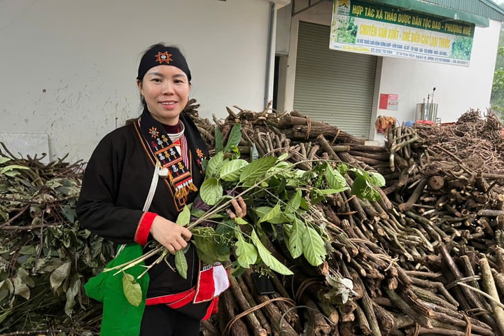 Văn hóa dân tộc thiểu số ở Thủ đô: Từ bảo tồn đến tạo sinh kế bền vững