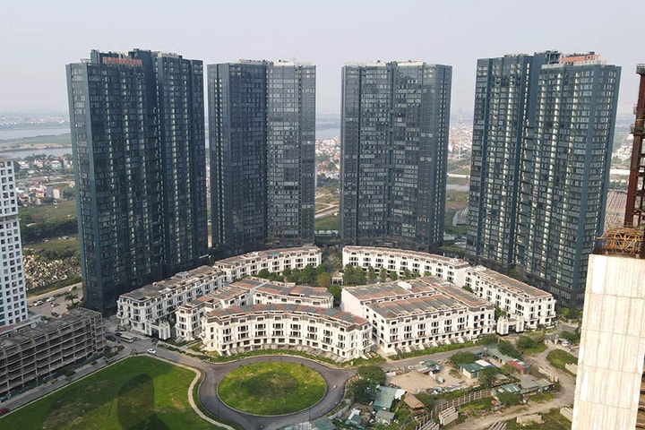 Vốn ngoại “đổ bộ” vào lĩnh vực bất động sản: Áp lực và cơ hội song hành