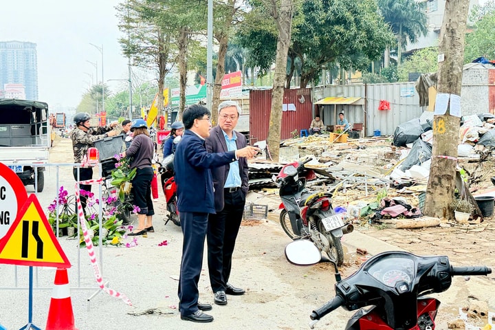 Phường Nghĩa Đô: Tạo đột phá từ gỡ “nút thắt” ngập úng