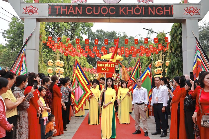 Xã Hát Môn tổ chức Lễ dâng hương tưởng niệm 1983 năm ngày giỗ Hai Bà Trưng