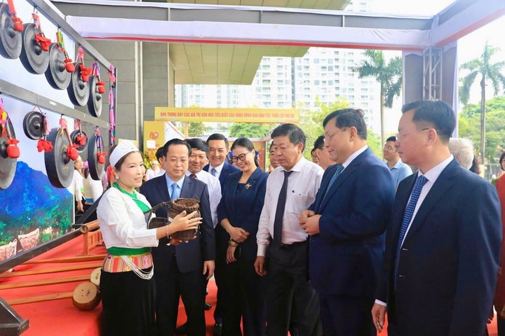 Đồng bào dân tộc thiểu số đồng hành xây dựng Thủ đô phát triển