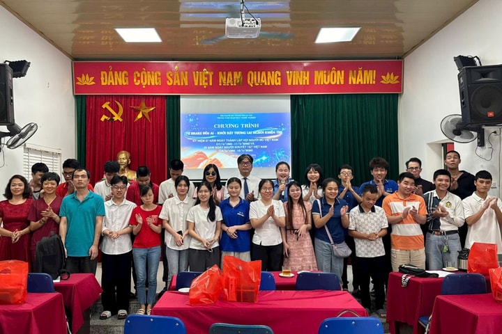 Từ Braille đến AI - "Ánh sáng" công nghệ khơi dậy tương lai người khiếm thị