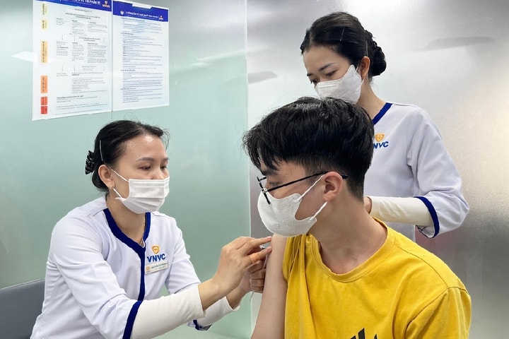 Số lượng người đi tiêm phòng bệnh dại tăng 30%