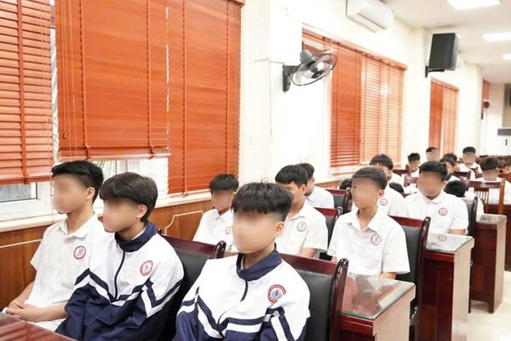 Tăng cường giáo dục pháp luật tại trường học ở Thủ đô: Bài 1: Vị thành niên vi phạm pháp luật và hồi chuông cảnh báo từ học đường