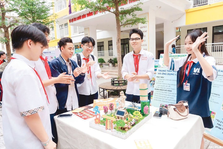 Lớn lên từ những phòng học “Không giới hạn”