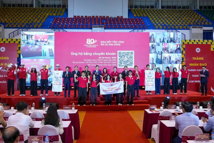 Tiếp nhận ủng hộ 620 tỷ đồng ngay tại Lễ phát động Tháng Nhân đạo năm 2026