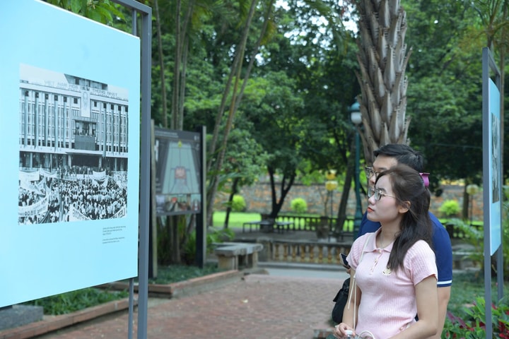 "Tiếp lửa" cho tình yêu đất nước và lòng tự hào dân tộc