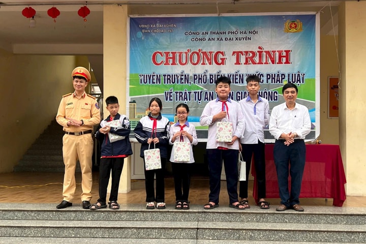 Hiệu quả từ mô hình “Cổng trường học an toàn giao thông” xã Đại Xuyên