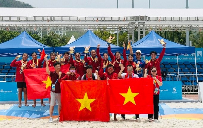 Đánh bại chủ nhà Trung Quốc, bóng ném bãi biển nữ Việt Nam giành Huy chương vàng tại ABG6