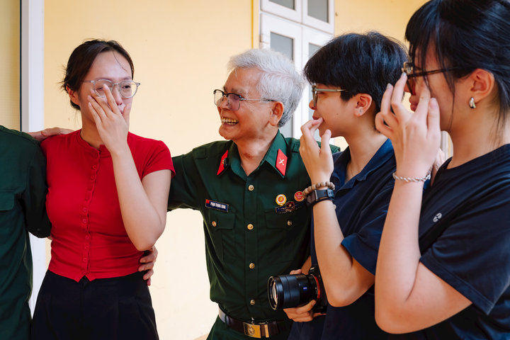Sinh viên kể “chuyện thời bình” từ những điều bình dị của cựu chiến binh